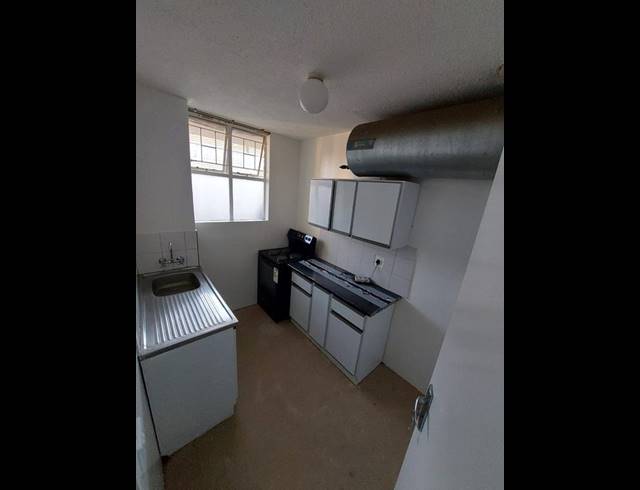 3 BEDROOM APARTMENT FOR SALE IN SUNNYSIDE